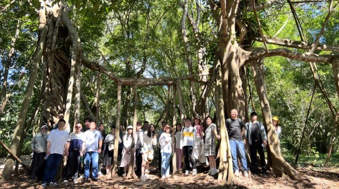 穿越秘境雨林，領(lǐng)略六國風情——中辰營銷精英、中層管理團隊西雙版納游